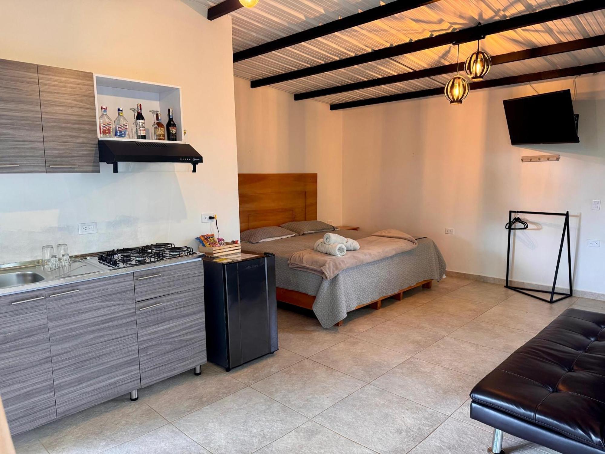 Hotel Campestre Alto Lindo En Guatape Exterior photo